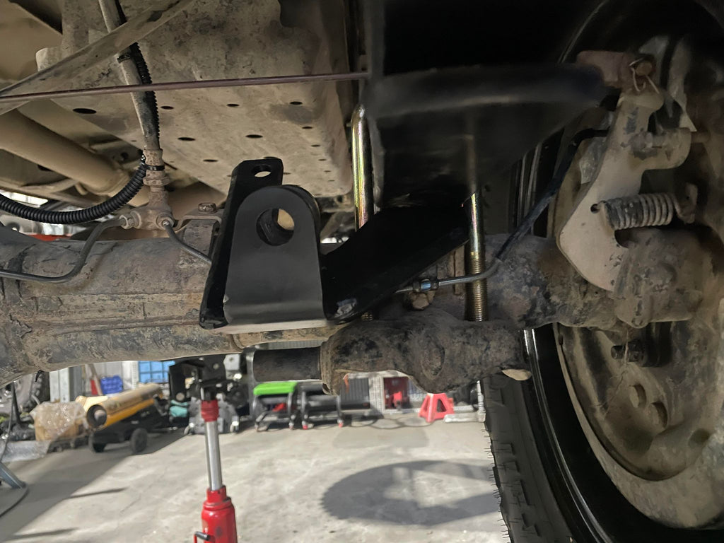 Bolt in shock Inversion kit – Kinselas kustoms