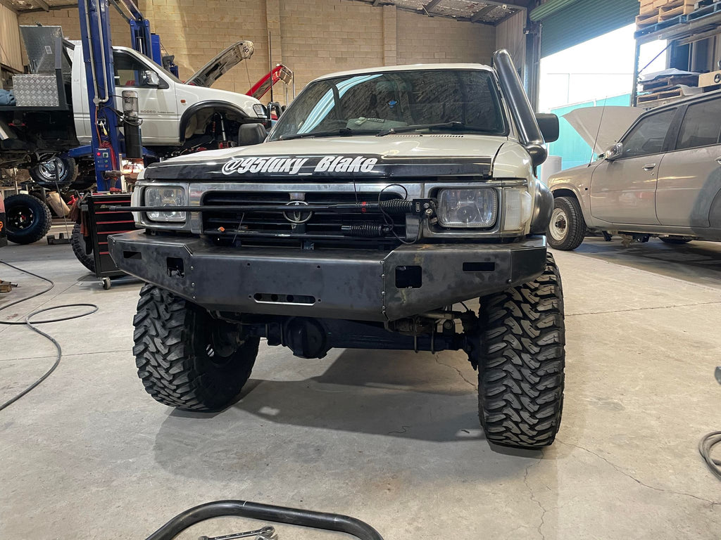 LN106 High Clearance Winch Bullbar with LED Lights – Kinselas kustoms