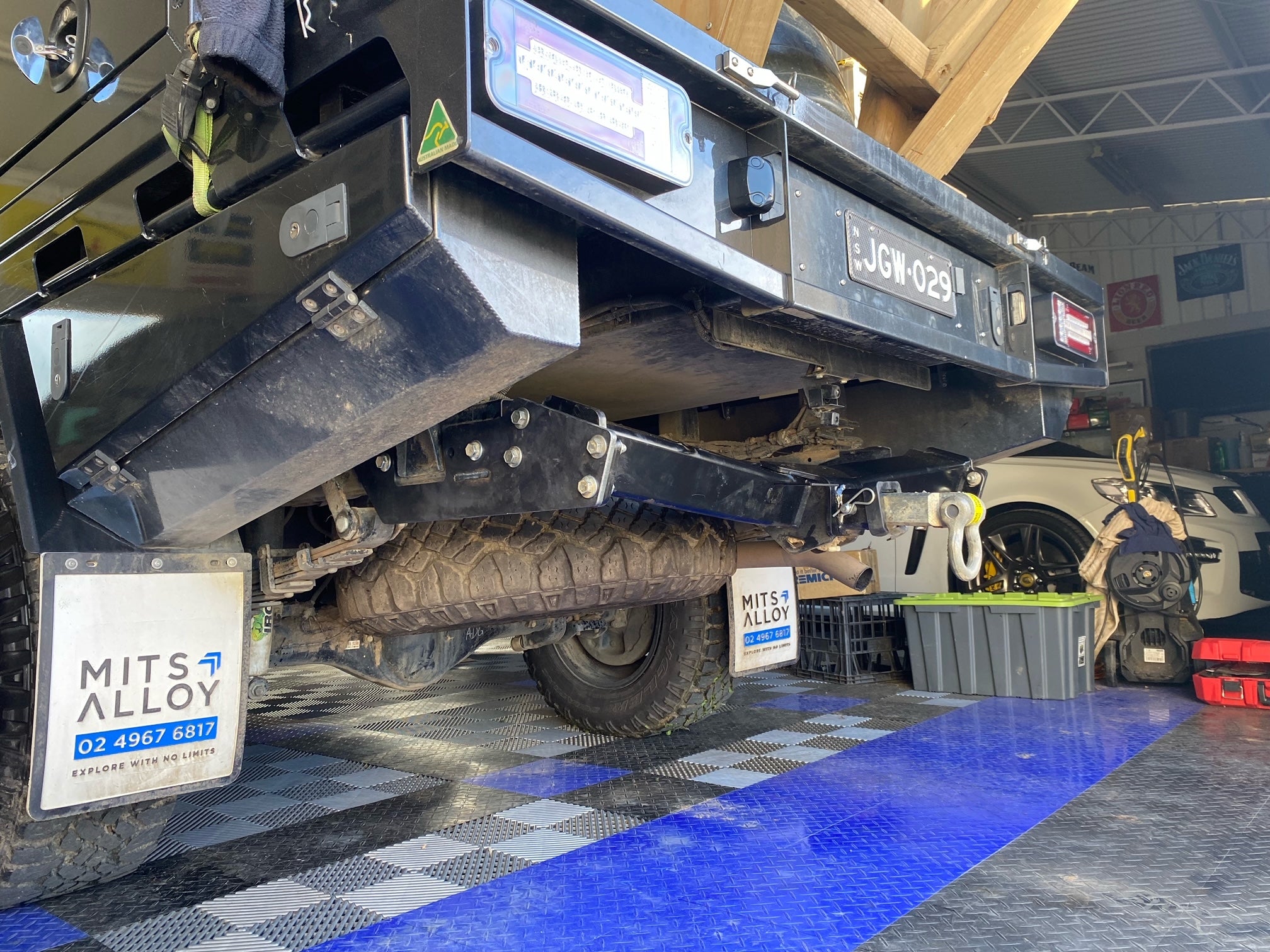 N80 Raised Towbar Brackets Kinselas kustoms